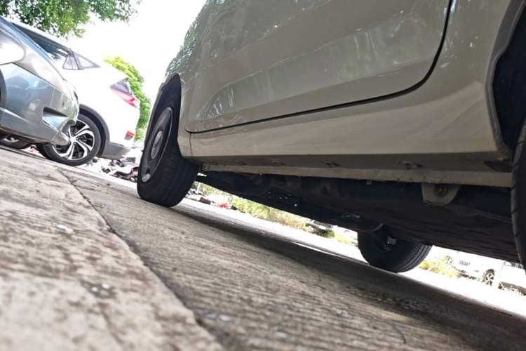 Used Wuling Hongguang MINIEV 2022 Macaron Premium Model – Lithium Iron Phosphate Left Side Sill