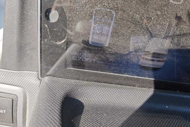 Used Wuling Hongguang MINIEV 2022 Macaron Fashion Edition Lithium-Nickel-Cobalt-Alpha-oxide Odometer Close Up