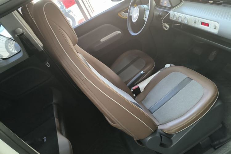 Used Wuling Hongguang MINIEV 2022 GAMEBOY 300km Enthusiast Model with Lithium Iron Phosphate Right Front Seat