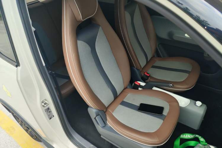 Used Wuling Hongguang MINIEV 2022 GAMEBOY 200km Gaming Edition with Lithium Iron Phosphate Right Front Seat