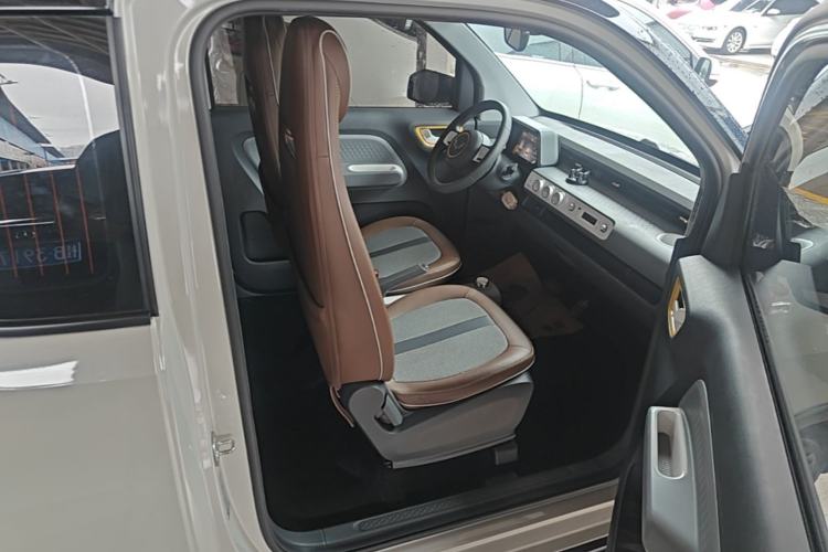 Used Wuling Hongguang MINIEV 2022 GAMEBOY 300km Enthusiast Model with Lithium Iron Phosphate Right Front Seat