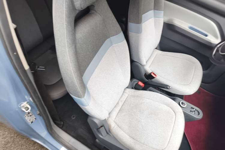 Used Wuling Hongguang MINIEV 2022 Macaron Premium Model – Lithium Iron Phosphate Right Front Seat