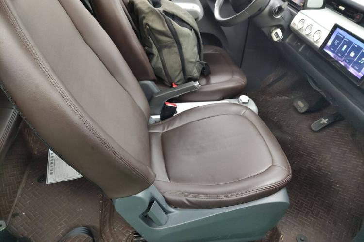 Used Wuling Hongguang MINIEV 2022 GAMEBOY 200km Play Edition with Lithium Iron Phosphate Right Front Seat