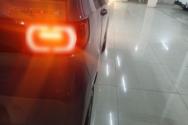 Used Wuling Hongguang MINIEV 2022 Macaron Premium Model – Lithium Iron Phosphate Right Rear Taillight