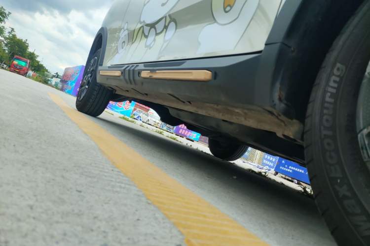 Used Wuling Hongguang MINIEV 2022 GAMEBOY 200km Gaming Edition with Lithium Iron Phosphate Right Side Sill