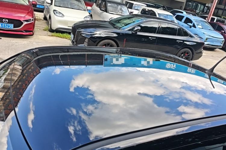 Used Wuling Hongguang MINIEV 2022 Macaron Premium Model – Lithium Iron Phosphate Roof