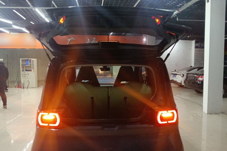 Used Wuling Hongguang MINIEV 2022 Macaron Premium Model – Lithium Iron Phosphate Trunk