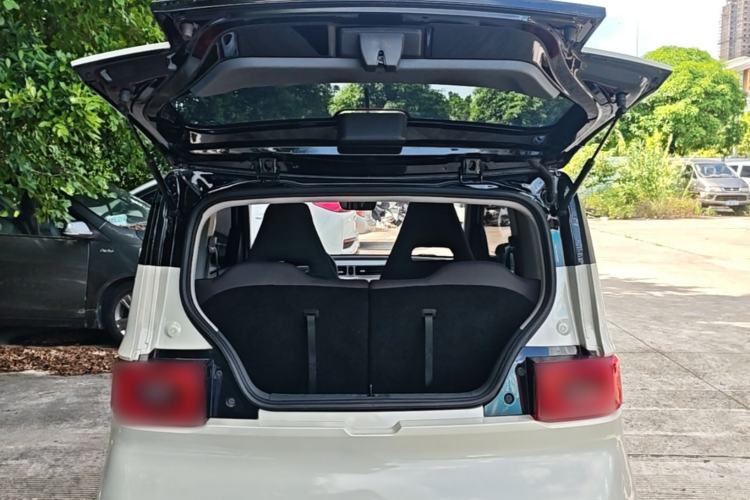 Used Wuling Hongguang MINIEV 2022 Macaron Premium Model – Lithium Iron Phosphate Trunk