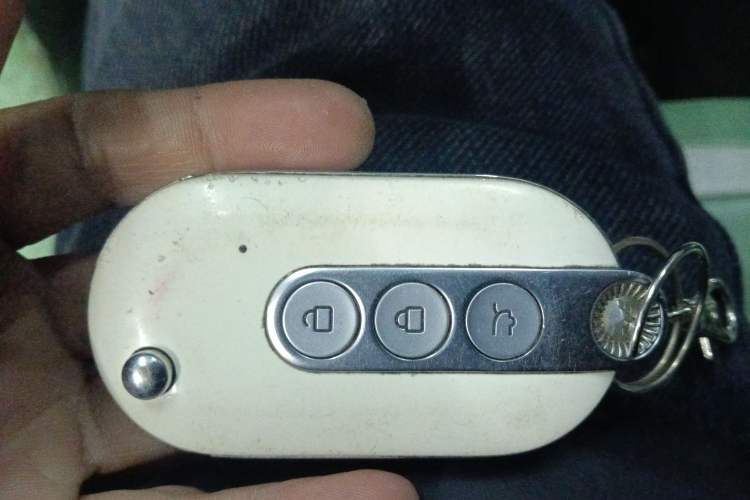 Used Wuling Hongguang MINIEV 2022 Macaron Premium Model – Lithium Iron Phosphate Vehicle Key