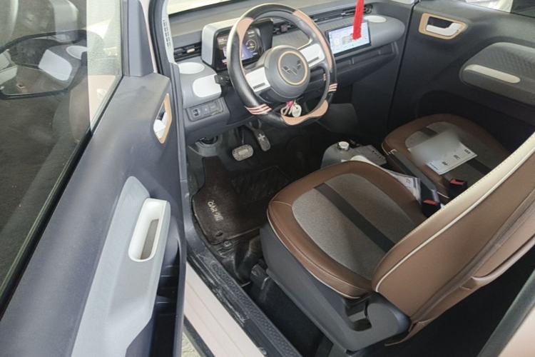 Used Wuling Hongguang MINIEV 2022 GAMEBOY 200km Play Edition with Lithium Iron Phosphate Driver Seat