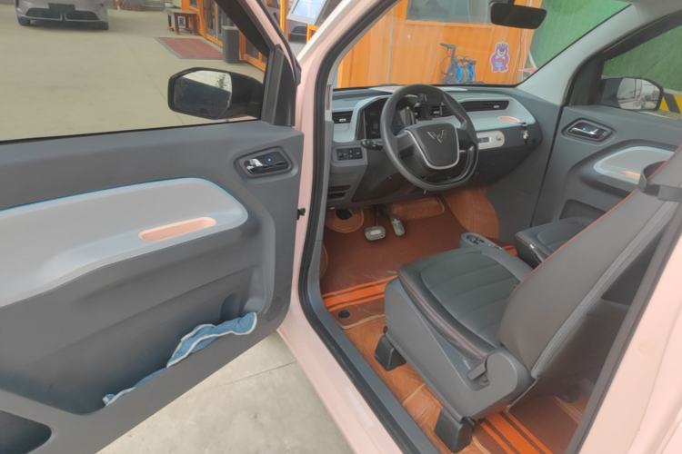 Used Wuling Hongguang MINIEV 2022 Macaron Premium Model – Lithium Iron Phosphate Driver Seat