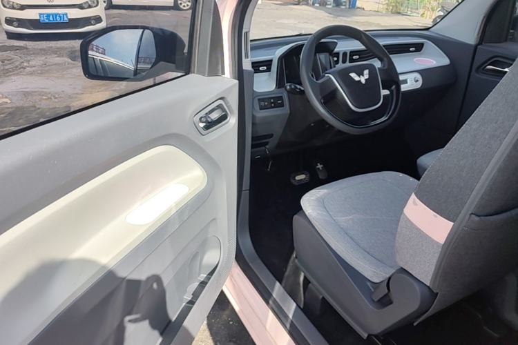 Used Wuling Hongguang MINIEV 2022 Macaron Premium Model – Lithium Iron Phosphate Driver Seat