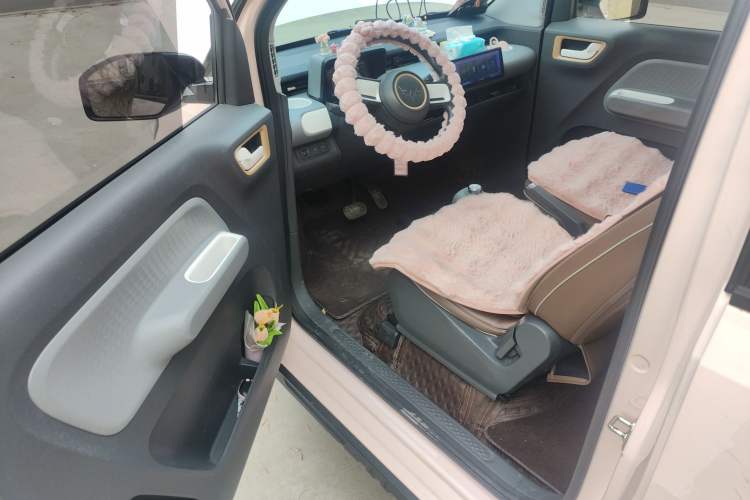 Used Wuling Hongguang MINIEV 2022 GAMEBOY 200km Gaming Edition with Lithium Iron Phosphate Driver Seat