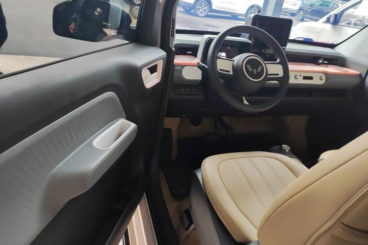 Used Wuling Hongguang MINIEV 2022 GAMEBOY 200km Gaming Edition with Lithium Iron Phosphate Driver Seat