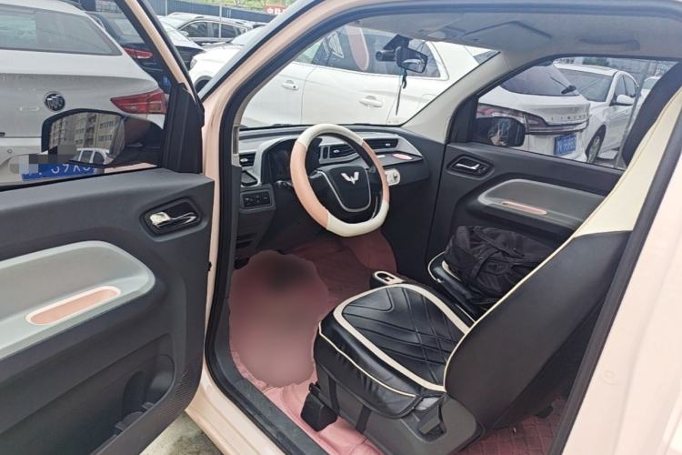 Used Wuling Hongguang MINIEV 2022 Macaron Fashion Model Lithium Iron Phosphate Driver Seat