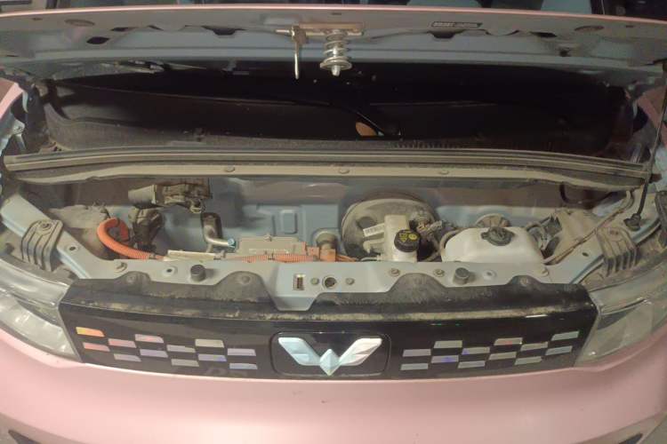 Used Wuling Hongguang MINIEV 2022 Easy Version Lithium Iron Phosphate Engine Bay