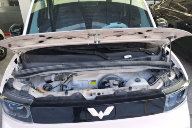 Used Wuling Hongguang MINIEV 2022 Macaron Premium Model – Lithium Iron Phosphate Engine Bay