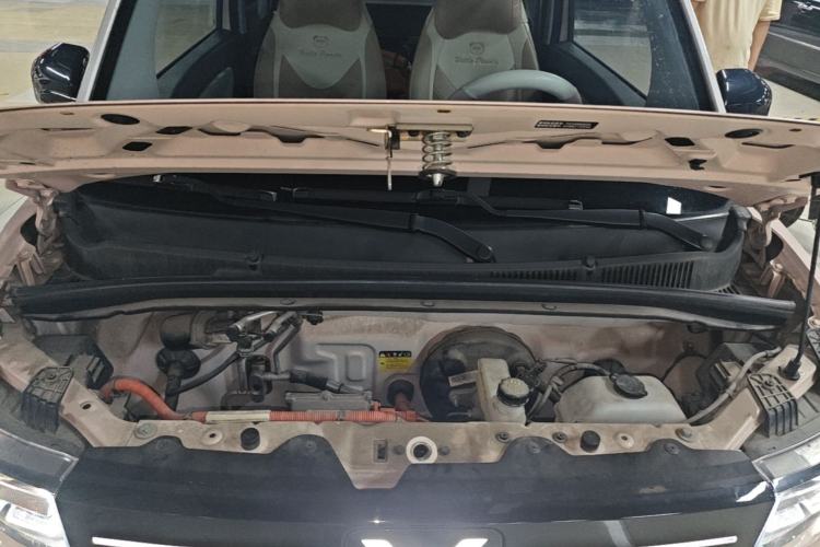 Used Wuling Hongguang MINIEV 2022 Macaron Premium Model – Lithium Iron Phosphate Engine Bay