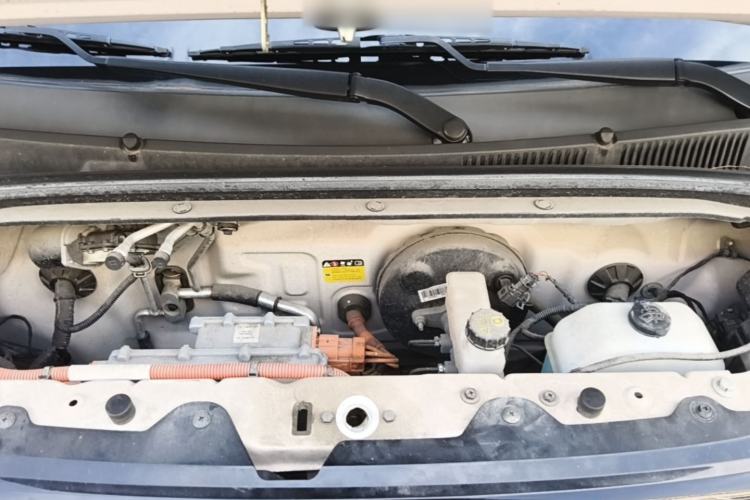 Used Wuling Hongguang MINIEV 2022 Macaron Color Edition Lithium-Ion Battery Engine Bay