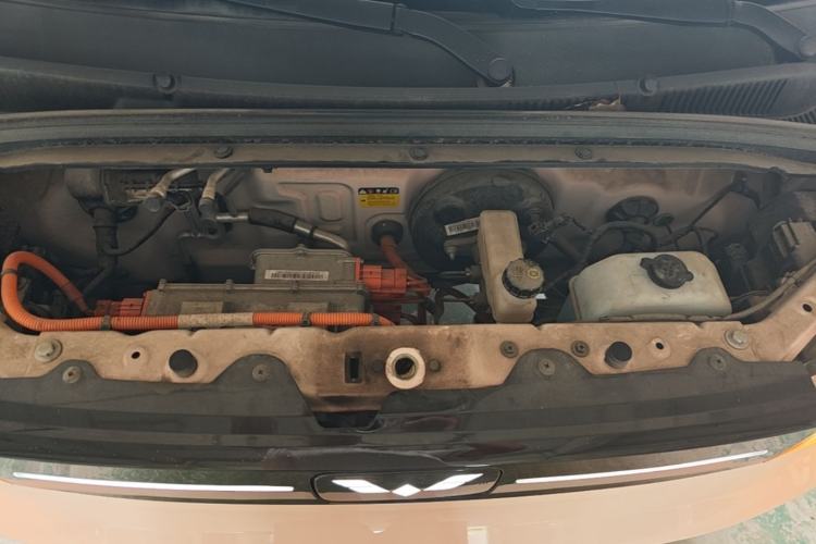 Used Wuling Hongguang MINIEV 2022 Macaron Premium Model – Lithium Ternary Battery Engine Bay
