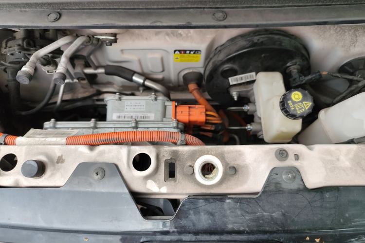 Used Wuling Hongguang MINIEV 2022 GAMEBOY 300km Enthusiast Model with Lithium Iron Phosphate Engine Bay