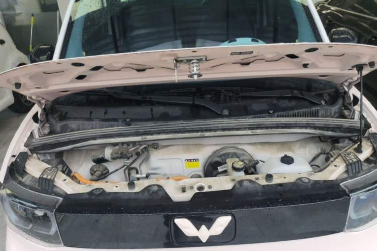 Used Wuling Hongguang MINIEV 2022 Macaron Premium Model – Lithium Iron Phosphate Engine Bay