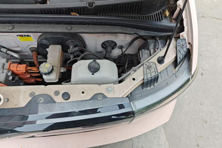Used Wuling Hongguang MINIEV 2022 Macaron Fashion Edition Lithium-Nickel-Cobalt-Alpha-oxide Engine Bay Left