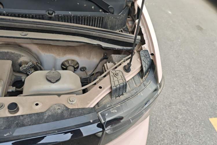 Used Wuling Hongguang MINIEV 2022 Macaron Fashion Edition Lithium-Nickel-Cobalt-Alpha-oxide Engine Bay Left