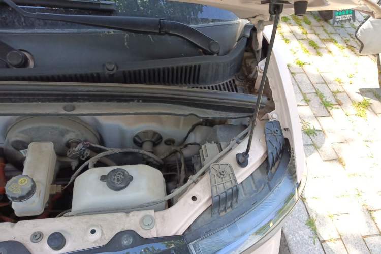 Used Wuling Hongguang MINIEV 2022 Macaron Premium Model – Lithium Iron Phosphate Engine Bay Left