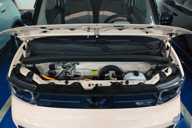 Used Wuling Hongguang MINIEV 2022 Macaron Premium Model – Lithium Ternary Battery Engine Bay