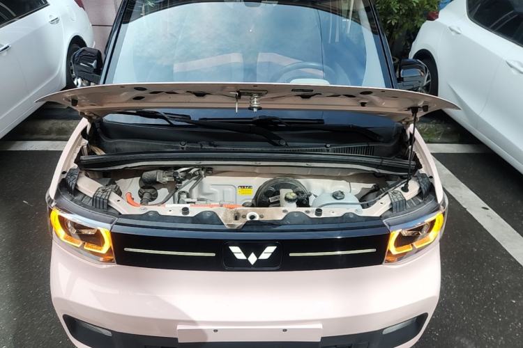 Used Wuling Hongguang MINIEV 2022 Macaron Premium Model – Lithium Iron Phosphate Engine Bay