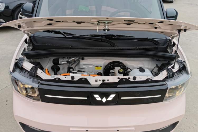 Used Wuling Hongguang MINIEV 2022 Macaron Premium Model – Lithium Ternary Battery Engine Bay