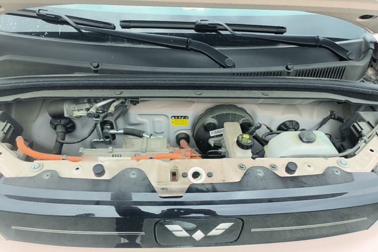 Used Wuling Hongguang MINIEV 2022 Macaron Premium Model – Lithium Ternary Battery Engine Bay
