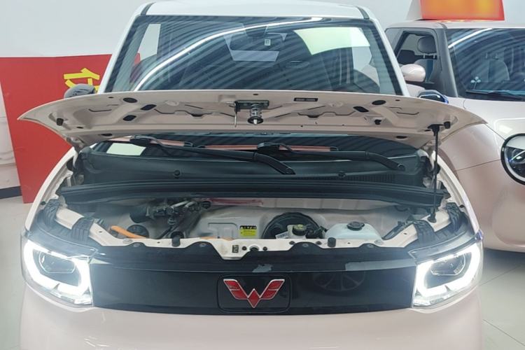 Used Wuling Hongguang MINIEV 2022 Macaron Premium Model – Lithium Iron Phosphate Engine Bay