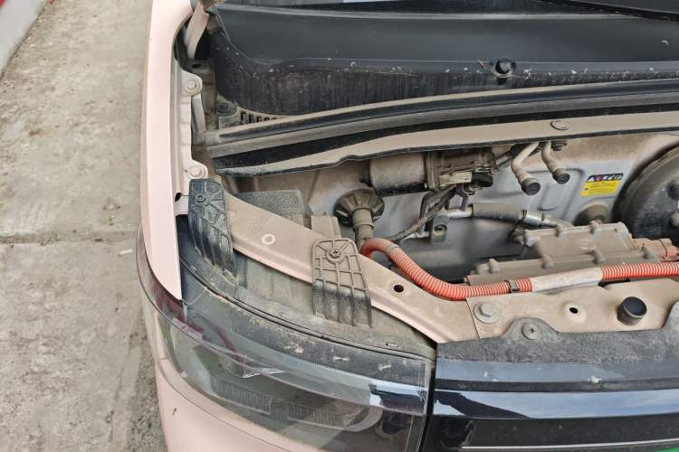 Used Wuling Hongguang MINIEV 2022 Macaron Fashion Edition Lithium-Nickel-Cobalt-Alpha-oxide Engine Bay Right