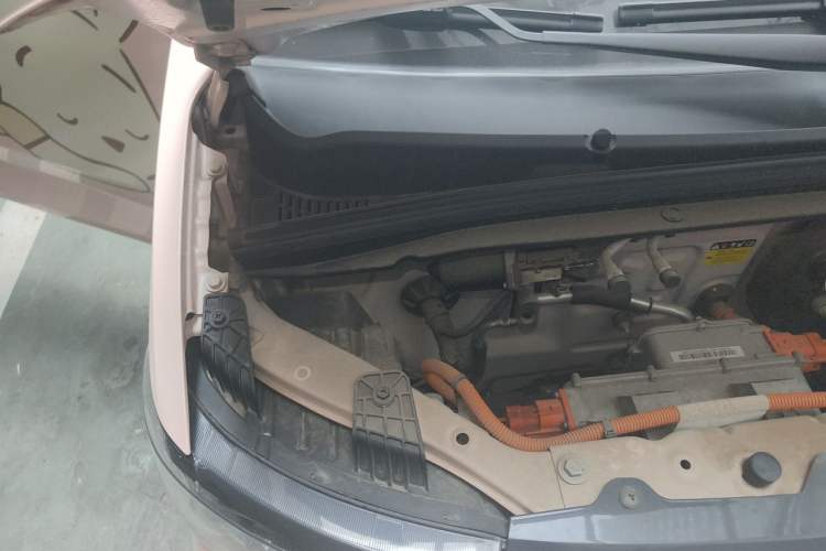 Used Wuling Hongguang MINIEV 2022 Macaron Fashion Edition Lithium-Nickel-Cobalt-Alpha-oxide Engine Bay Right