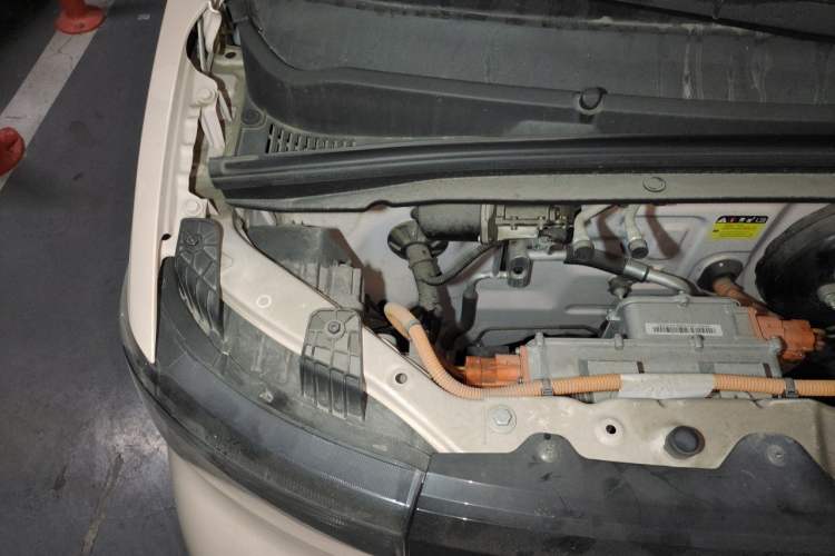 Used Wuling Hongguang MINIEV 2022 Macaron Fashion Edition Lithium-Nickel-Cobalt-Alpha-oxide Engine Bay Right