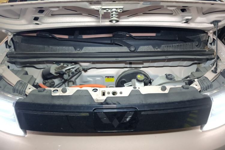 Used Wuling Hongguang MINIEV 2022 GAMEBOY 200km Gaming Edition with Lithium Iron Phosphate Engine Bay