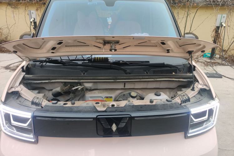 Used Wuling Hongguang MINIEV 2022 GAMEBOY 200km Gaming Edition with Lithium Iron Phosphate Engine Bay