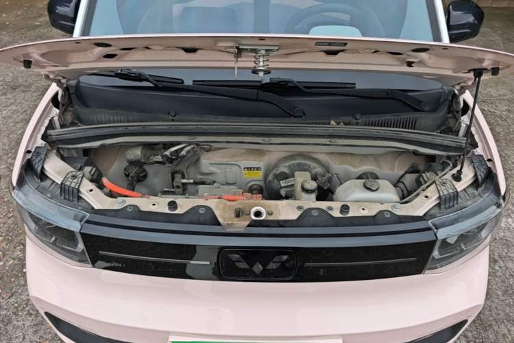 Used Wuling Hongguang MINIEV 2022 Macaron-Color Edition Lithium Iron Phosphate Engine Bay