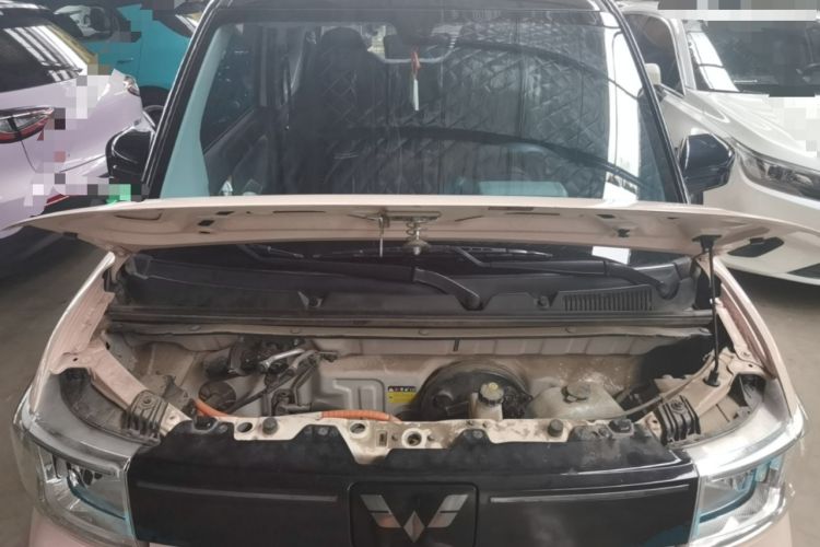 Used Wuling Hongguang MINIEV 2022 GAMEBOY 200km Play Edition with Lithium Iron Phosphate Engine Bay