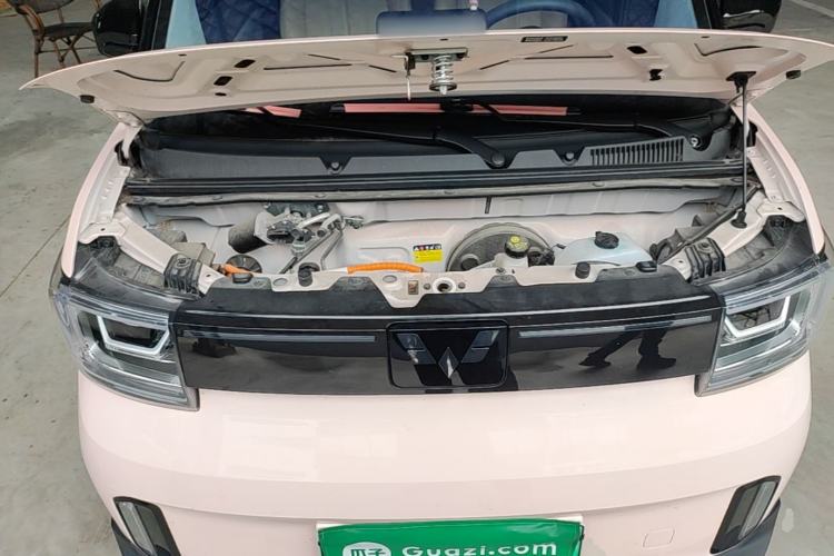 Used Wuling Hongguang MINIEV 2022 GAMEBOY 200km Gaming Edition with Lithium Iron Phosphate Engine Bay