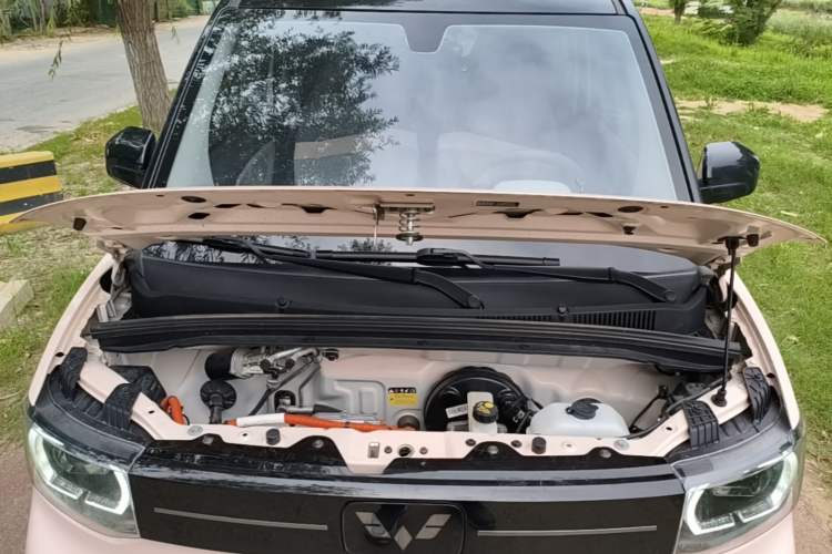 Used Wuling Hongguang MINIEV 2022 Macaron Premium Model – Lithium Iron Phosphate Engine Bay