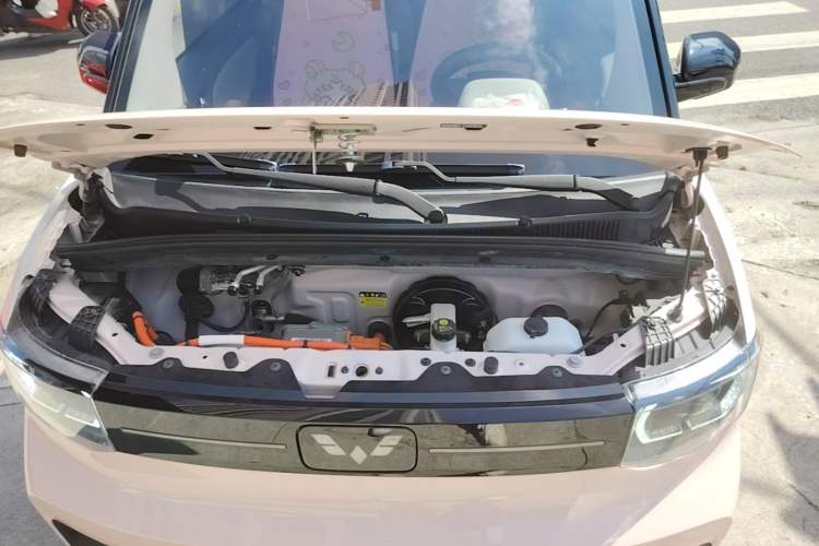 Used Wuling Hongguang MINIEV 2022 Macaron Premium Model – Lithium Iron Phosphate Engine Bay