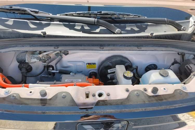 Used Wuling Hongguang MINIEV 2022 Macaron Premium Model – Lithium Iron Phosphate Engine Bay
