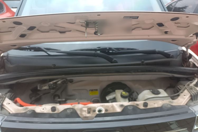 Used Wuling Hongguang MINIEV 2022 Macaron Premium Model – Lithium Iron Phosphate Engine Bay