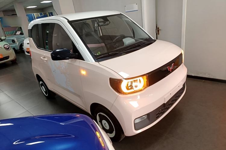 Used Wuling Hongguang MINIEV 2022 Macaron Fashion Model Lithium Iron Phosphate Exterior 1