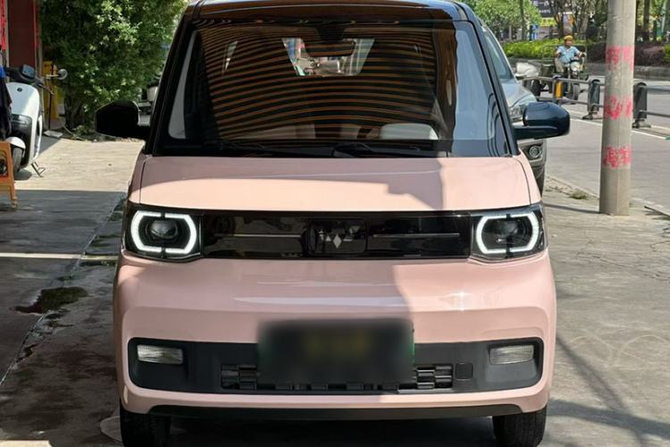 Used Wuling Hongguang MINIEV 2022 Macaron Premium Model – Lithium Iron Phosphate Exterior 1