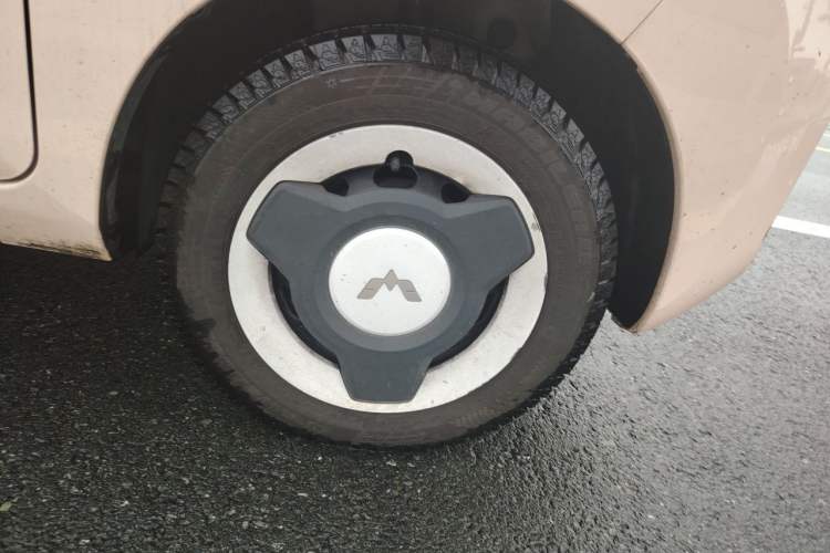 Used Wuling Hongguang MINIEV 2022 Macaron Premium Model – Lithium Iron Phosphate Exterior 1