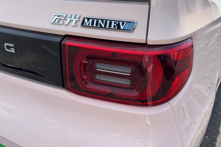 Used Wuling Hongguang MINIEV 2022 Macaron Premium Model – Lithium Iron Phosphate Exterior 3